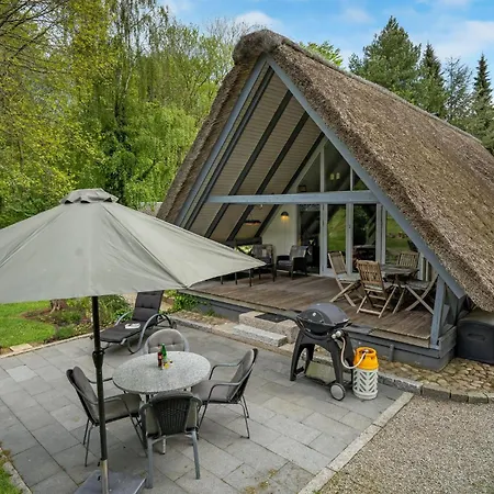2 Bedroom In Aabenraa Dom wakacyjny Loddenhøj